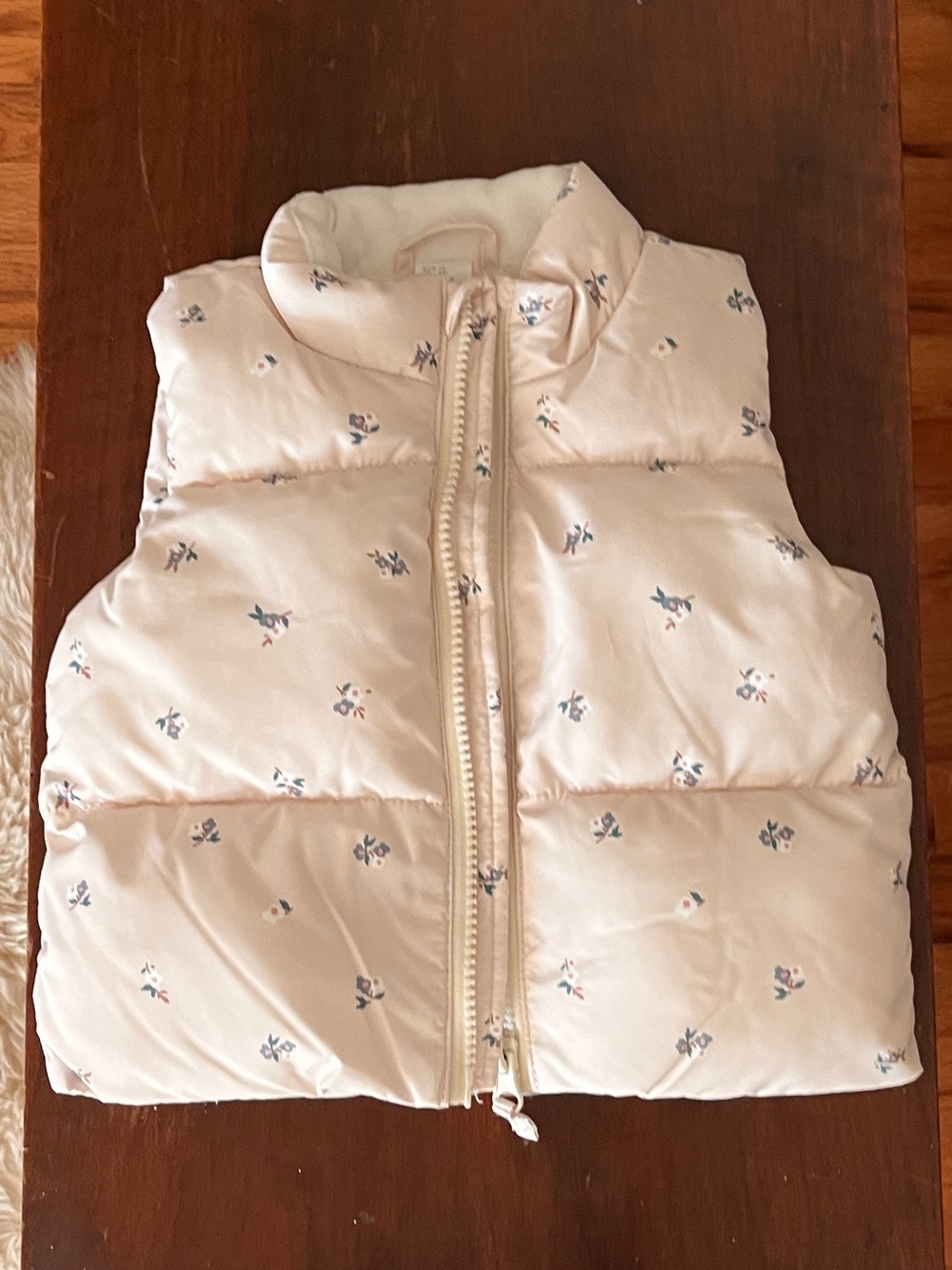 H&M Cream Floral Quilted Baby Vest - 9M